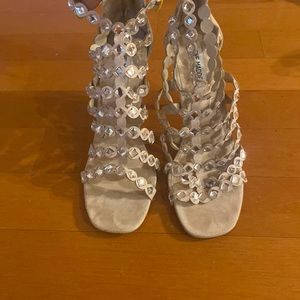 Steve Madden beige sandals